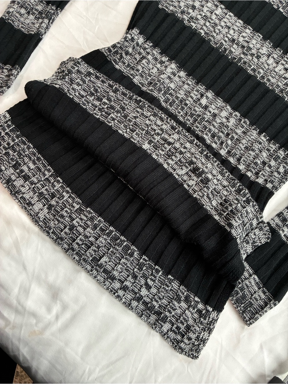 NWT Pink Republic Knit Pullover Sweater Black Combo Size M great gift! - Picture 11 of 14